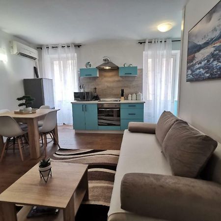 A Charming One-bedroom Apartment in the Heart of ‘Rovinj’ Buitenkant foto