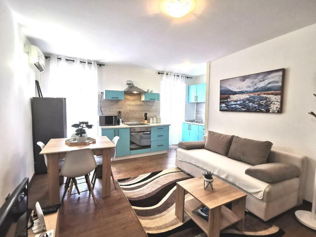 A Charming One-bedroom Apartment in the Heart of ‘Rovinj’ Buitenkant foto